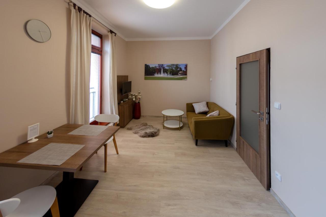 Penzion Apartmany Resident Подєбради Екстер'єр фото