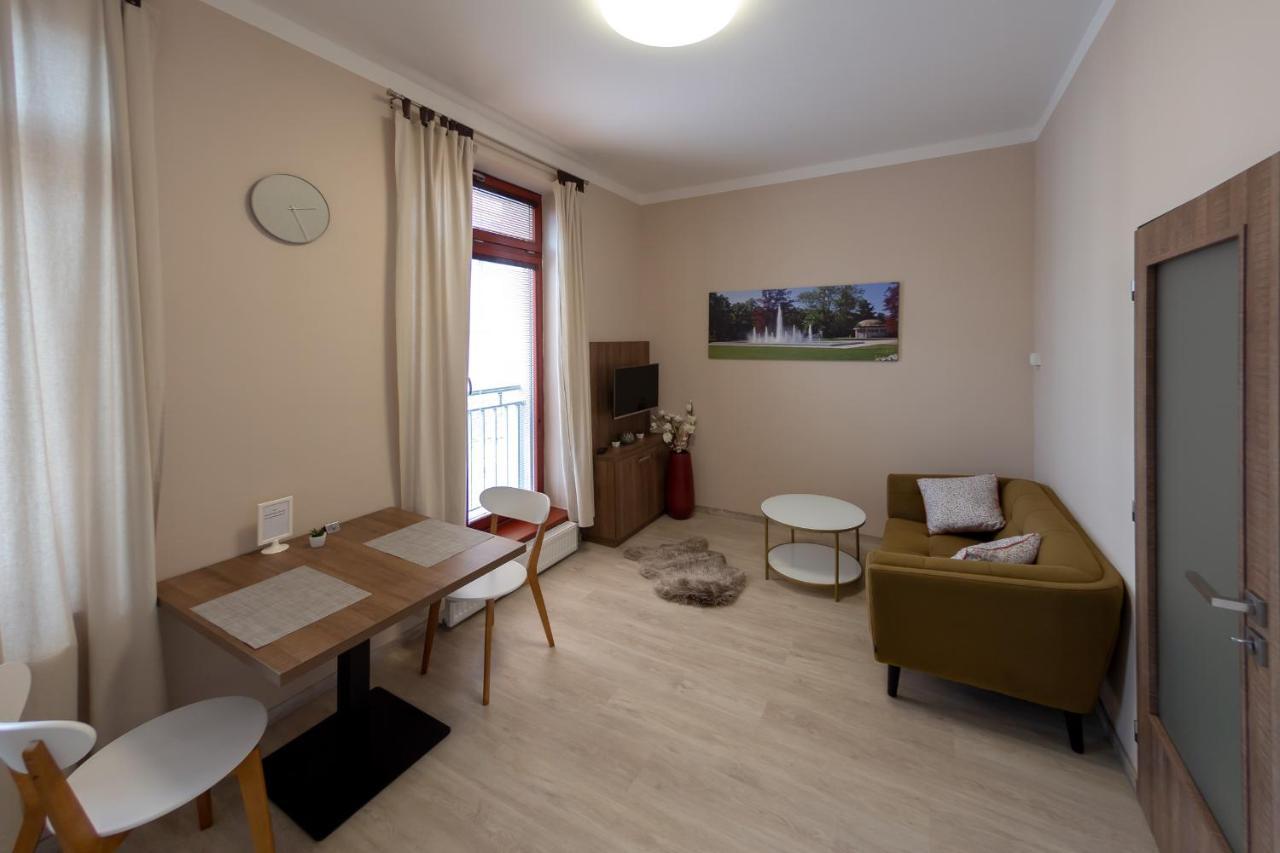 Penzion Apartmany Resident Подєбради Екстер'єр фото