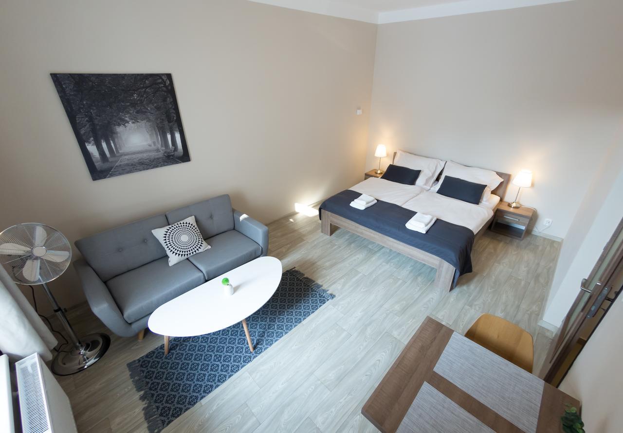 Penzion Apartmany Resident Подєбради Екстер'єр фото