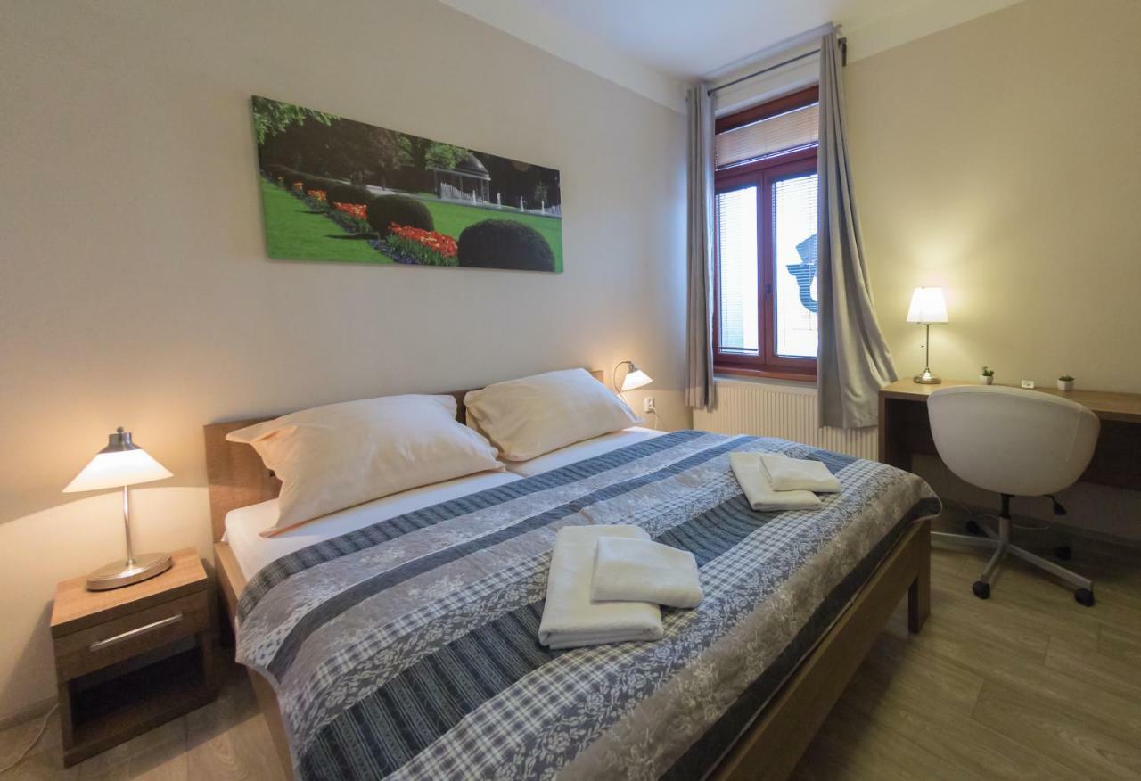 Penzion Apartmany Resident Подєбради Екстер'єр фото